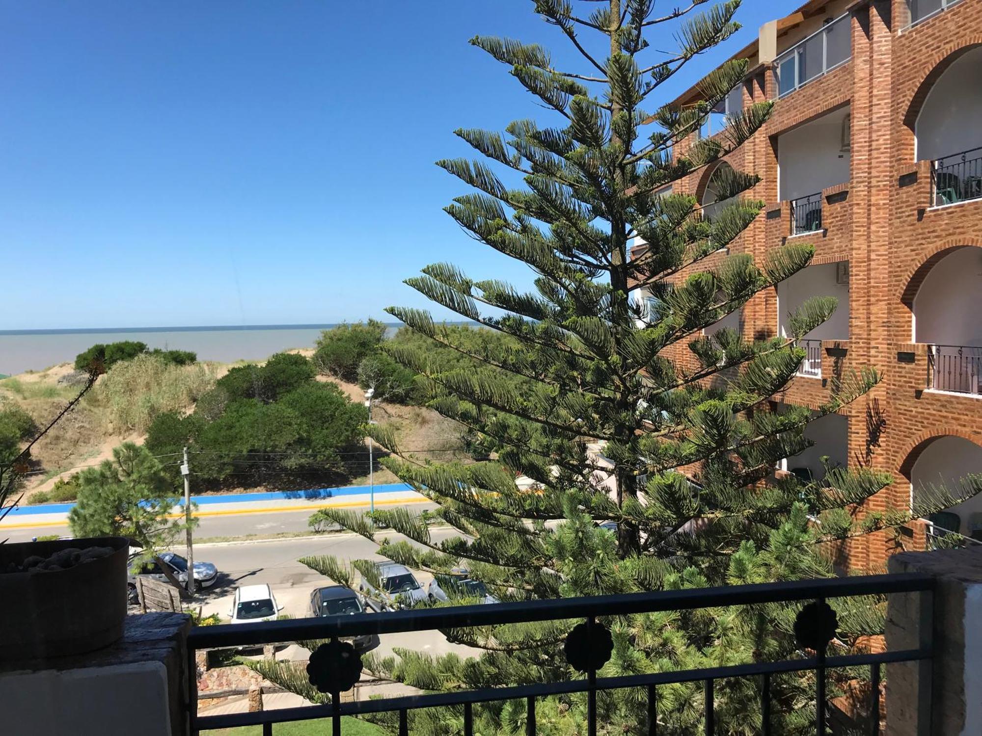 Costanera Mar Hotel & Suites San Clemente del Tuyu Bagian luar foto